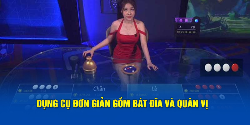 Dụng cụ đơn giản gồm bát đĩa và quân vị